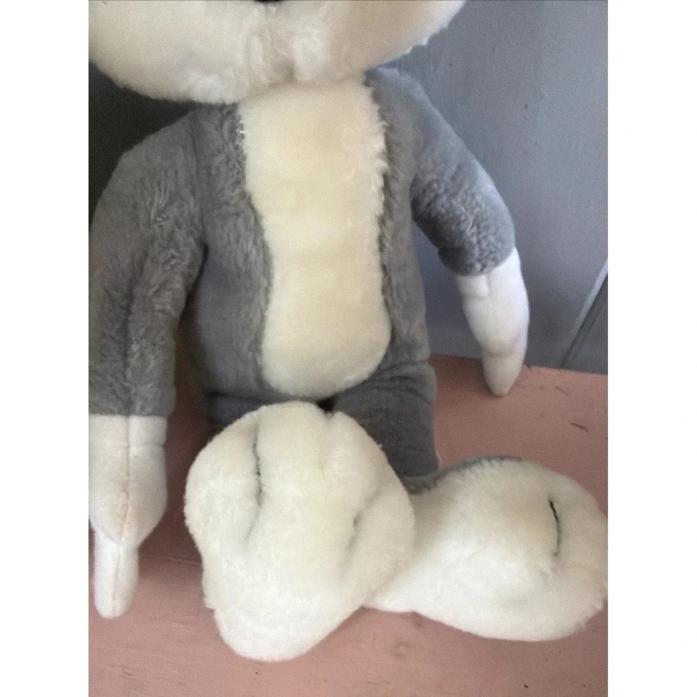 Bugs Bunny Plush 1991 Warner Bros 16